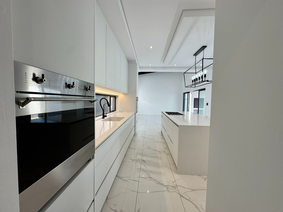 3 Bedroom Property for Sale in Sandown Western Cape